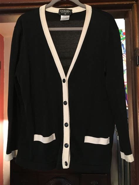 black and white chanel style cardigan|chanel or die hoodie svart.